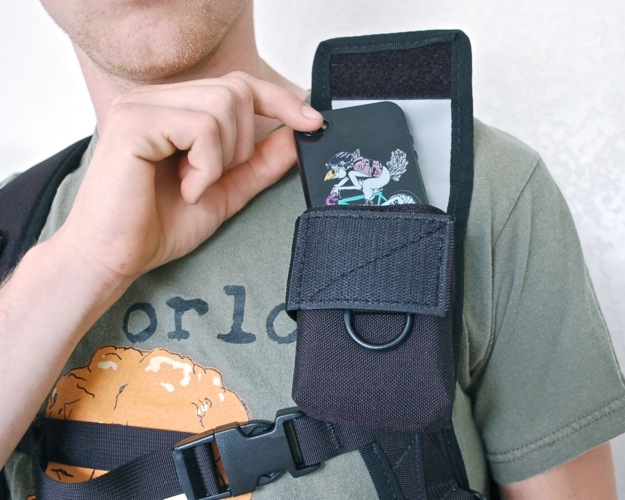 cell-pouch-for-cyclists